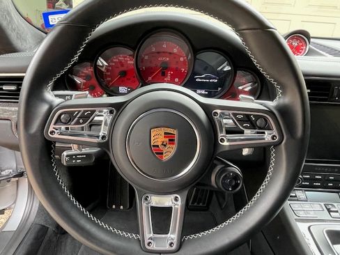 Used 2019 Porsche 911 Carrera GTS image 20