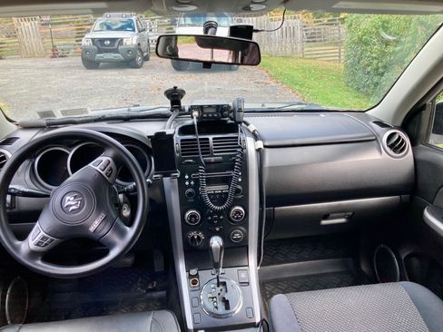 Used 2007 Suzuki Grand Vitara 4WD image 13