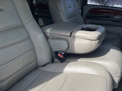 Used 2006 Ford F250 Lariat image 18