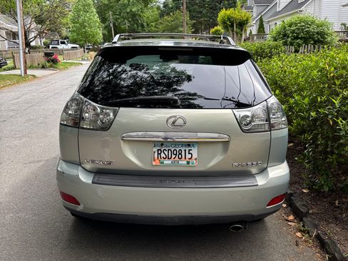 Used 2005 Lexus RX 330 FWD image 4