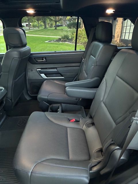 Used 2023 Toyota Sequoia Platinum AWD/4WD image 10