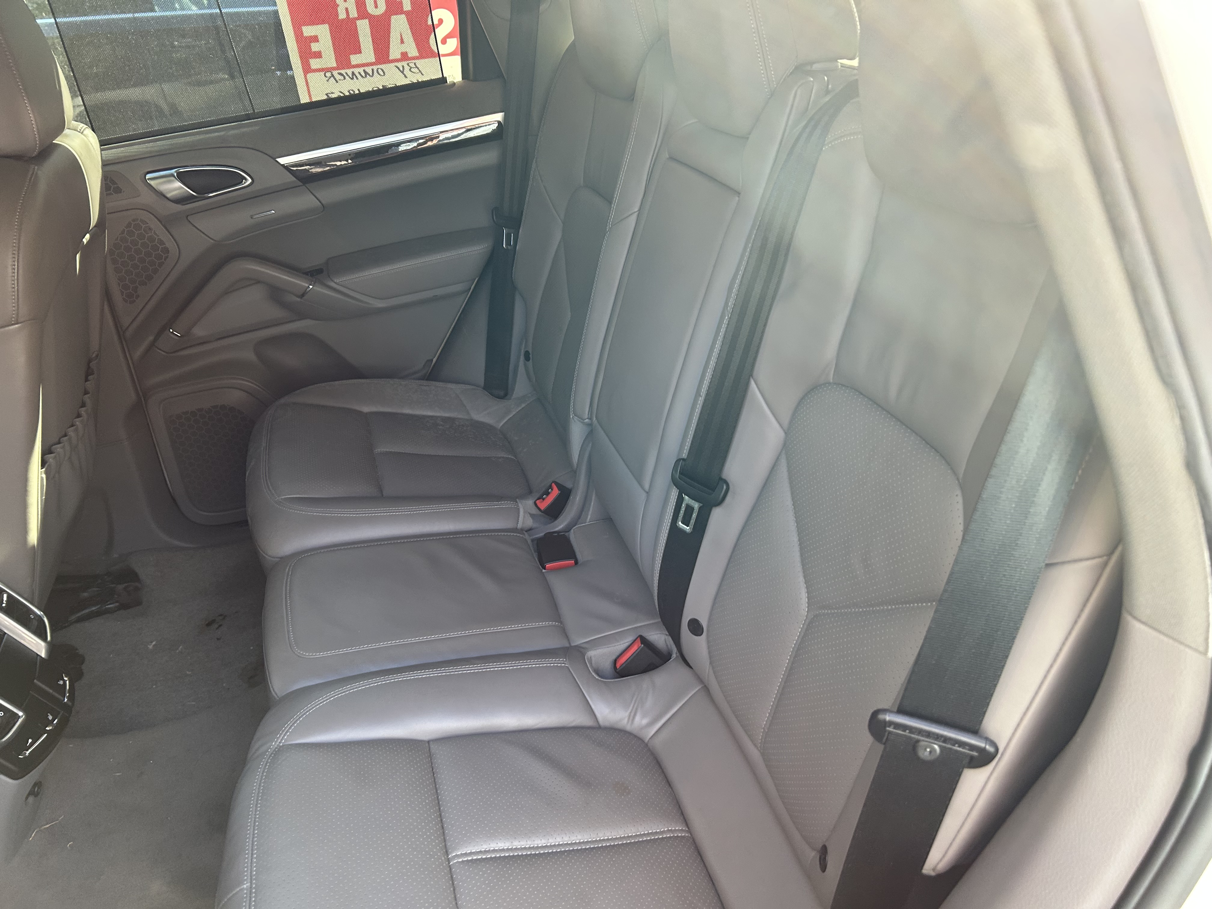 Used 2011 Porsche Cayenne AWD/4WD image 14