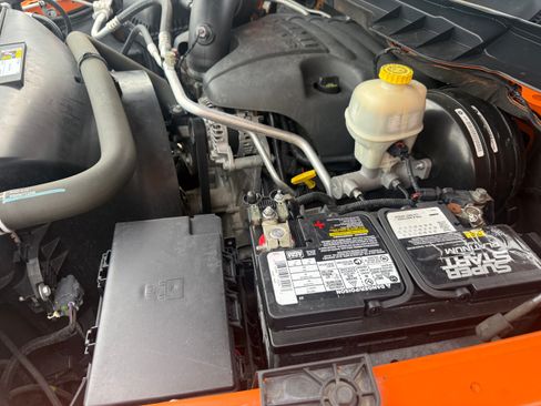 Used 2015 RAM 1500 Sport w/ Ignition Orange Sport Package image 20