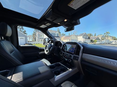 Used 2022 Ford F250 Lariat w/ Tremor Off-Road Package image 17