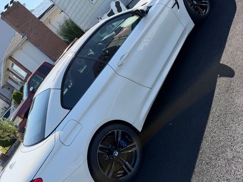 Used 2016 BMW M4 Convertible RWD image 16