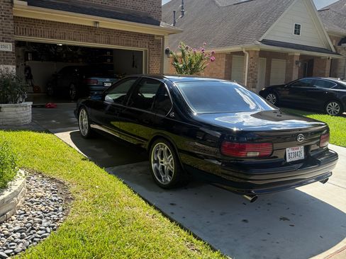 Used 1995 Chevrolet Impala SS image 22