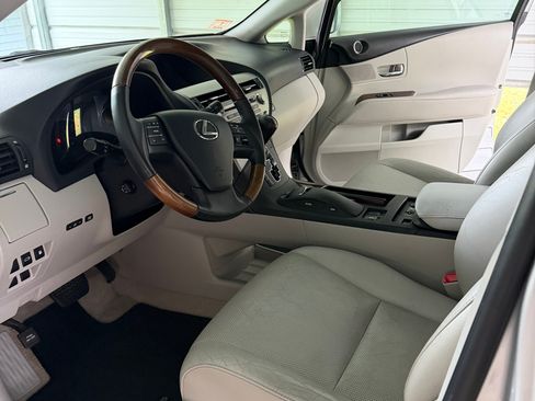 Used 2010 Lexus RX 350 2WD w/ Premium Pkg image 2