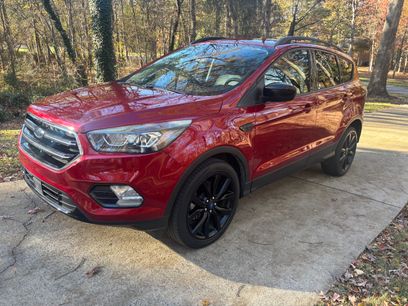 Used 2018 Ford Escape SE w/ SE Sport Appearance Package