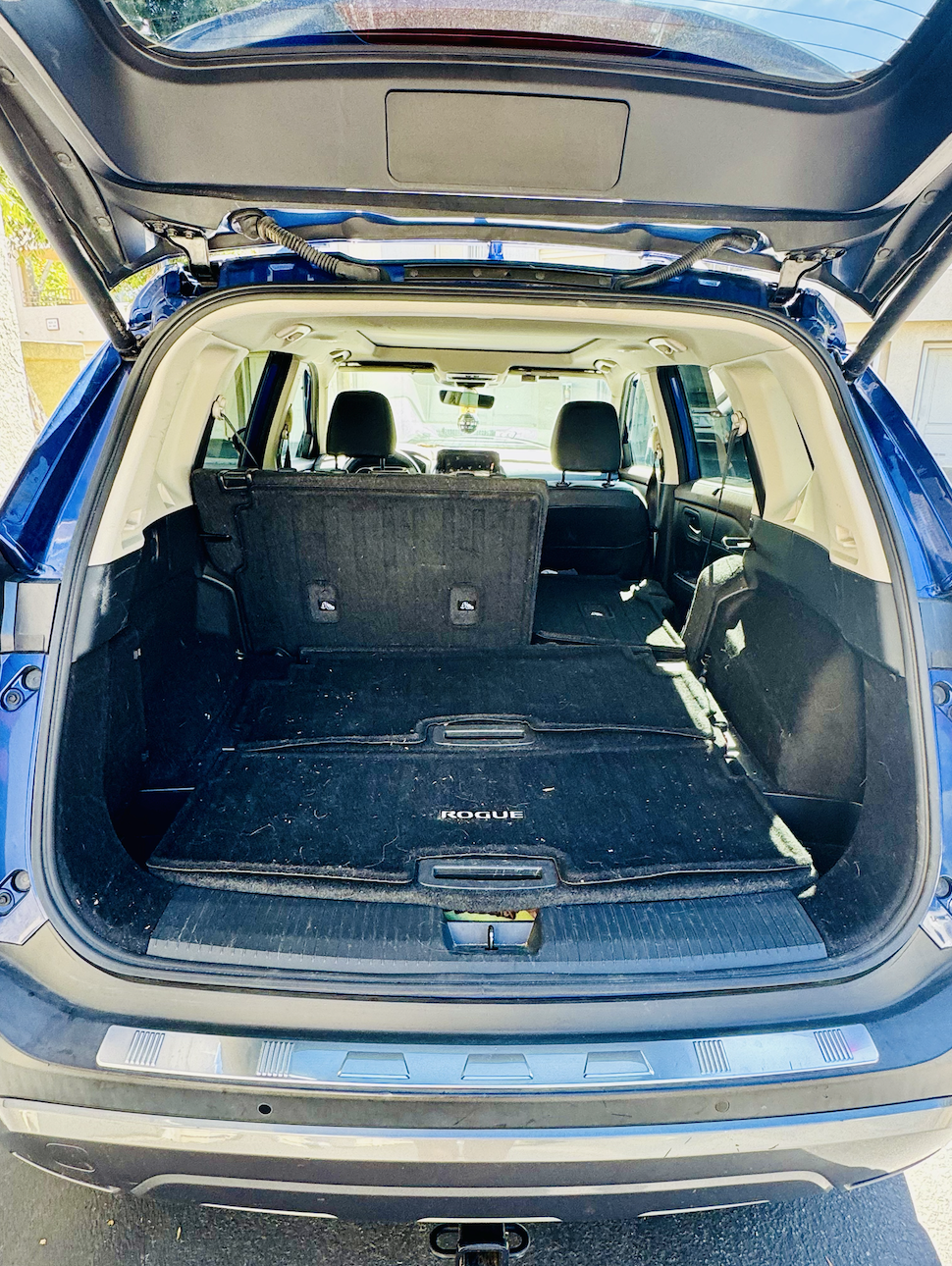 Used 2023 Nissan Rogue SL w/ SL Premium Package FWD image 9