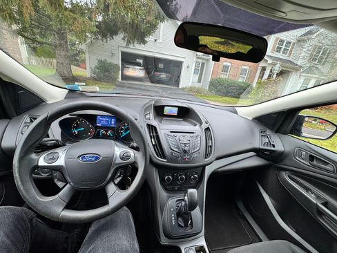 Used 2014 Ford Escape S image 7