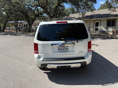 Used 2011 Honda Pilot Touring image 8