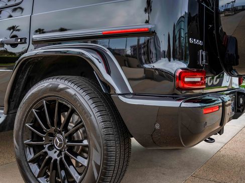 Used 2021 Mercedes-Benz G 550 image 16