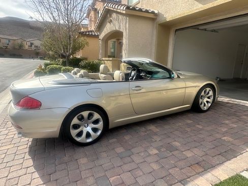 Used 2005 BMW 645Ci Convertible image 4