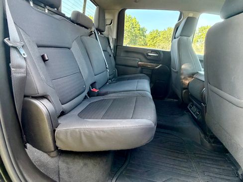 Used 2022 GMC Sierra 3500 SLE w/ SLE Convenience Package AWD/4WD image 14