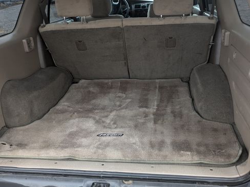 Used 2002 Toyota 4Runner SR5 image 9