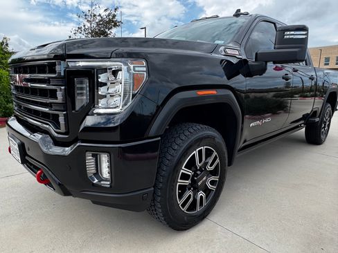 Used 2023 GMC Sierra 2500 AT4 w/ AT4 Premium Plus Package image 5