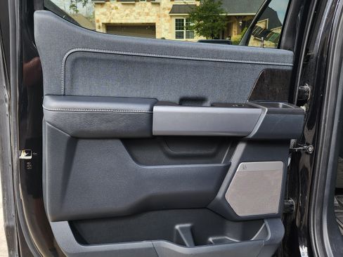 Used 2022 Ford F150 Lariat w/ Max Trailer Tow Package image 15