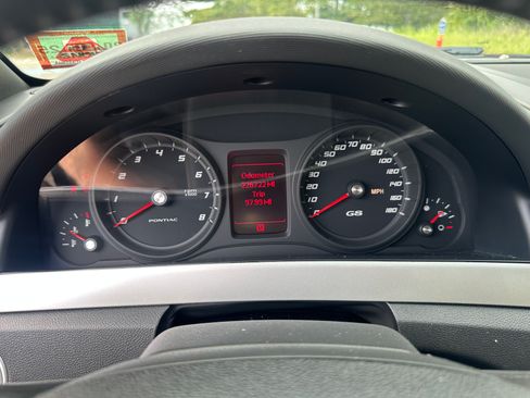 Used 2009 Pontiac G8 GT w/ Premium Package image 24