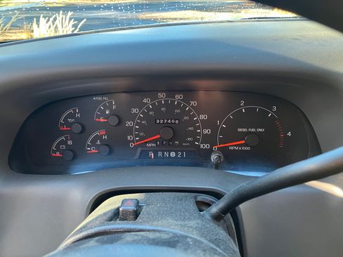 Used 2001 Ford F350 4x4 SuperCab Super Duty image 7