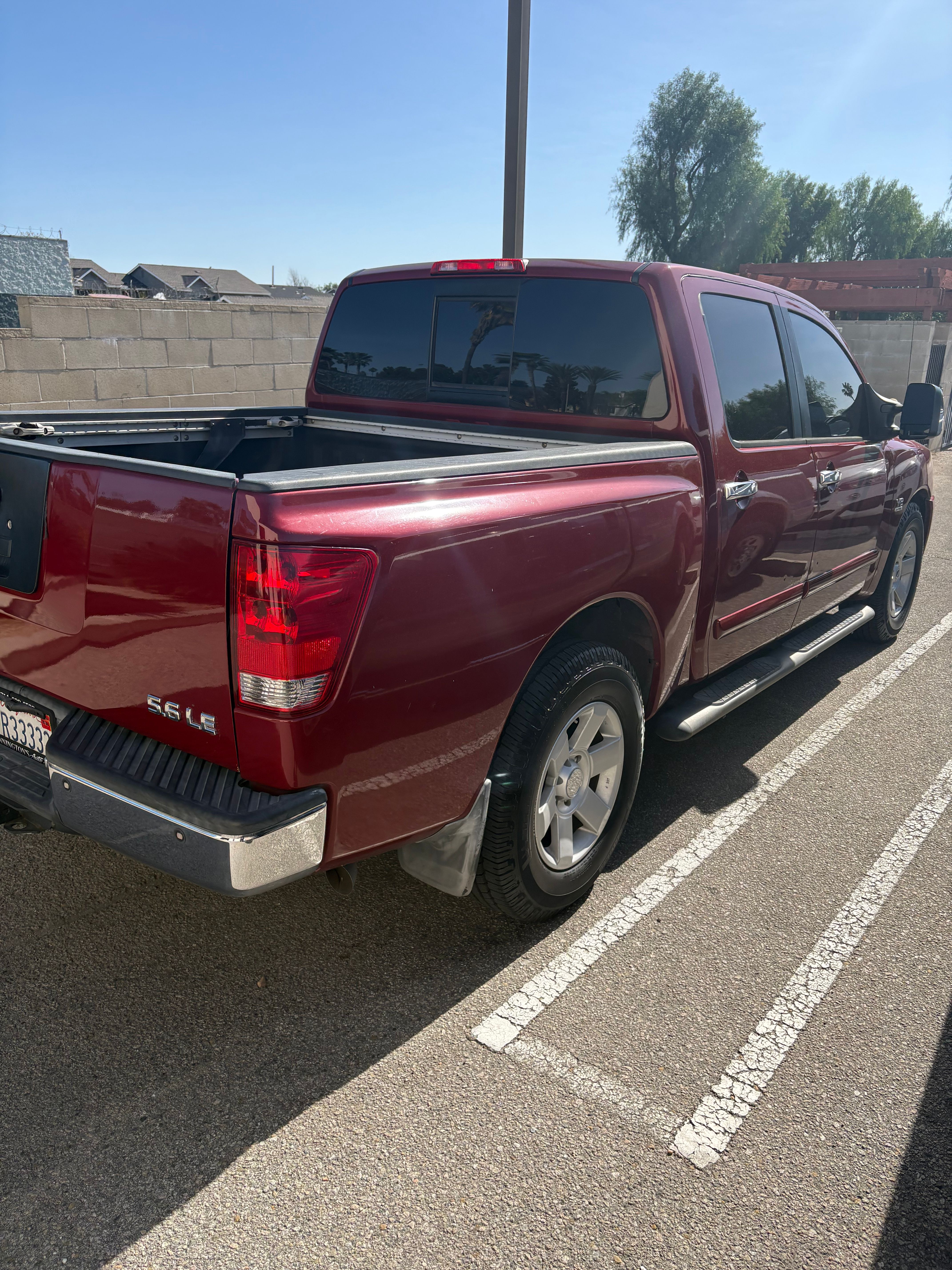 Used 2004 Nissan Titan LE w/ (NAV) Nissan Navigation Pkg image 2