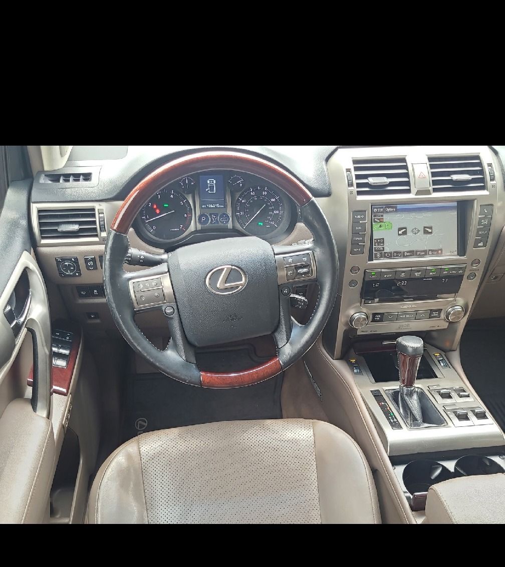 Used 2015 Lexus GX 460 Luxury AWD/4WD image 5