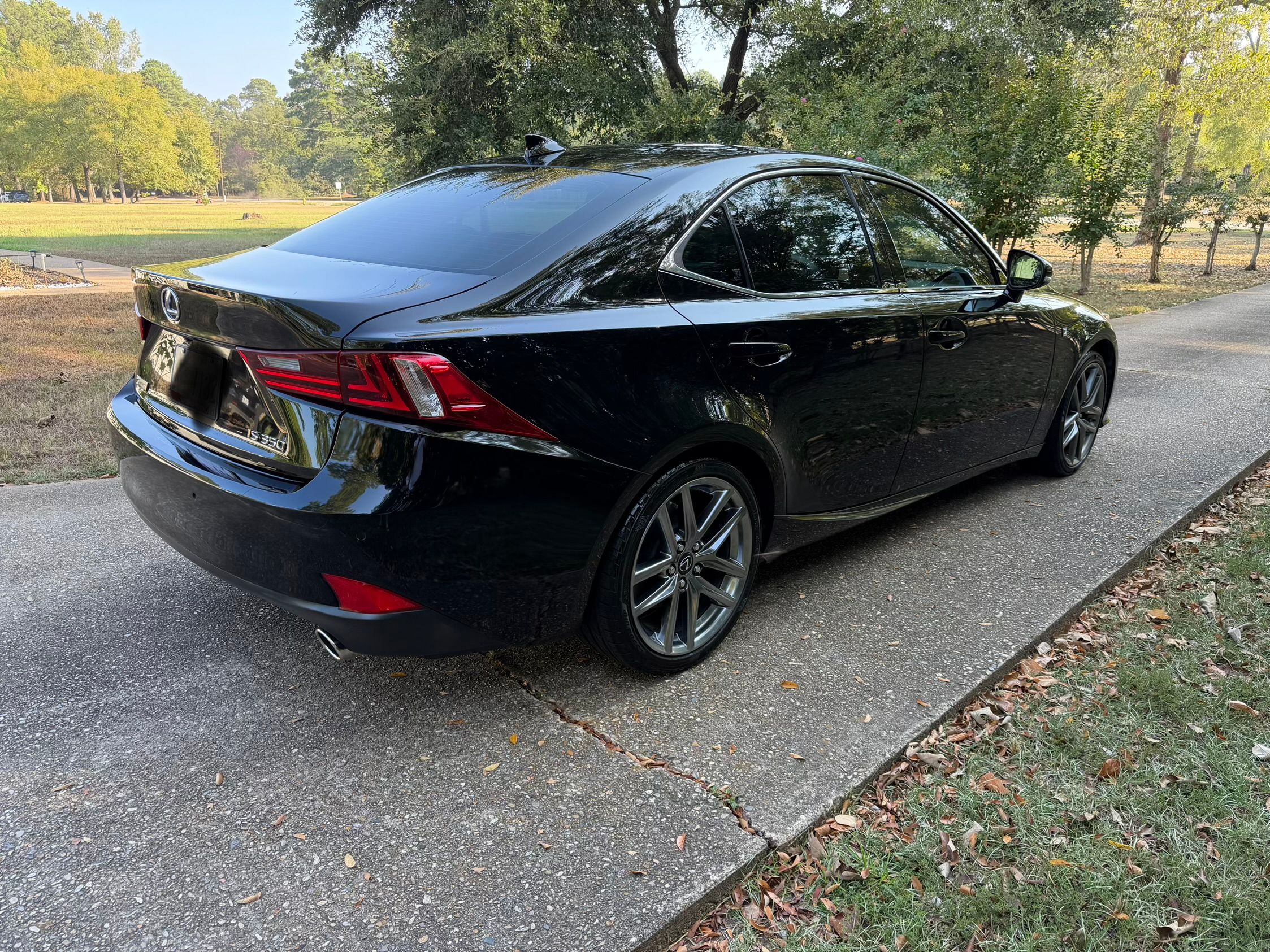 Used 2015 Lexus IS 350 w/ F-Sport Package RWD image 11