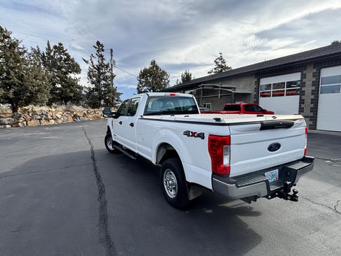 Used 2017 Ford F350 XL w/ Power Equipment Group image 10