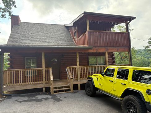 Used 2023 Jeep Wrangler Unlimited Rubicon w/ Xtreme 35 Tire Package image 9