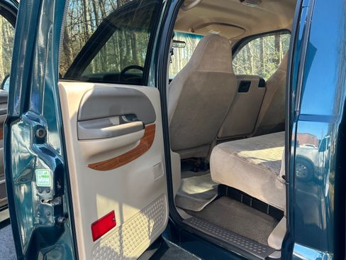 Used 1999 Ford F350 4x4 Crew Cab Super Duty image 9