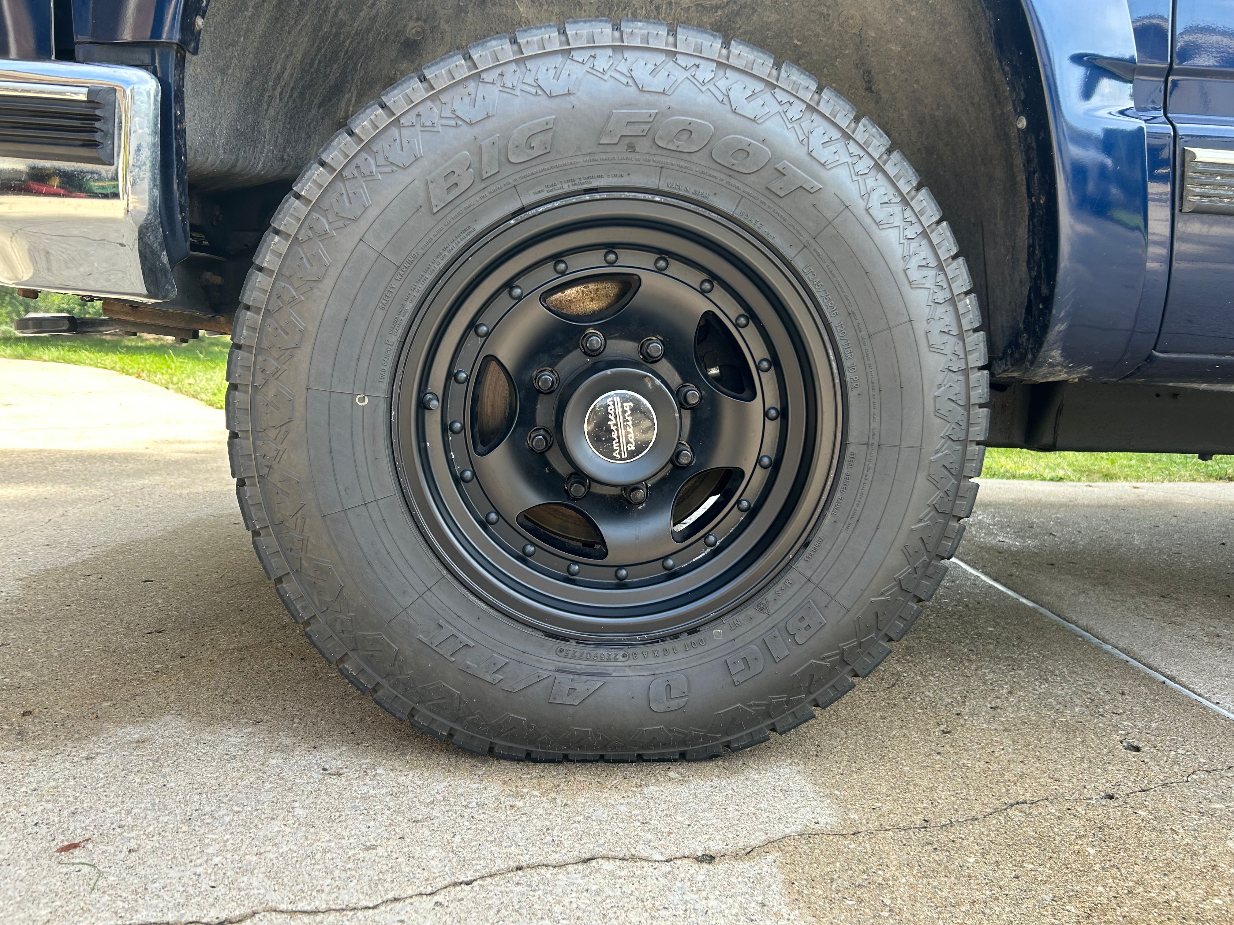 Used 1996 GMC Suburban 2500 AWD/4WD image 17