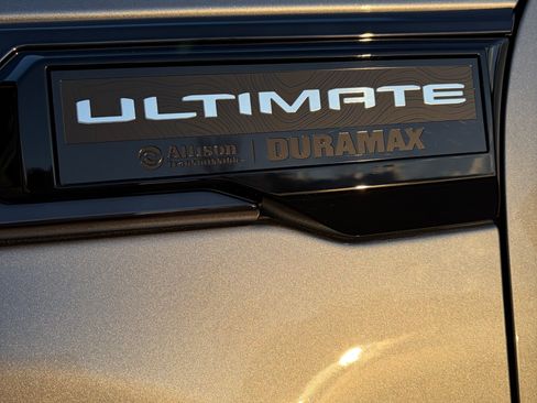 Used 2024 GMC Sierra 3500 Denali Ultimate AWD/4WD image 22
