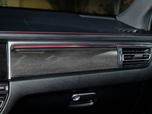 Used 2021 Porsche Macan GTS image 20