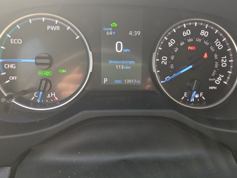 Used 2021 Toyota RAV4 XLE Premium AWD/4WD image 2