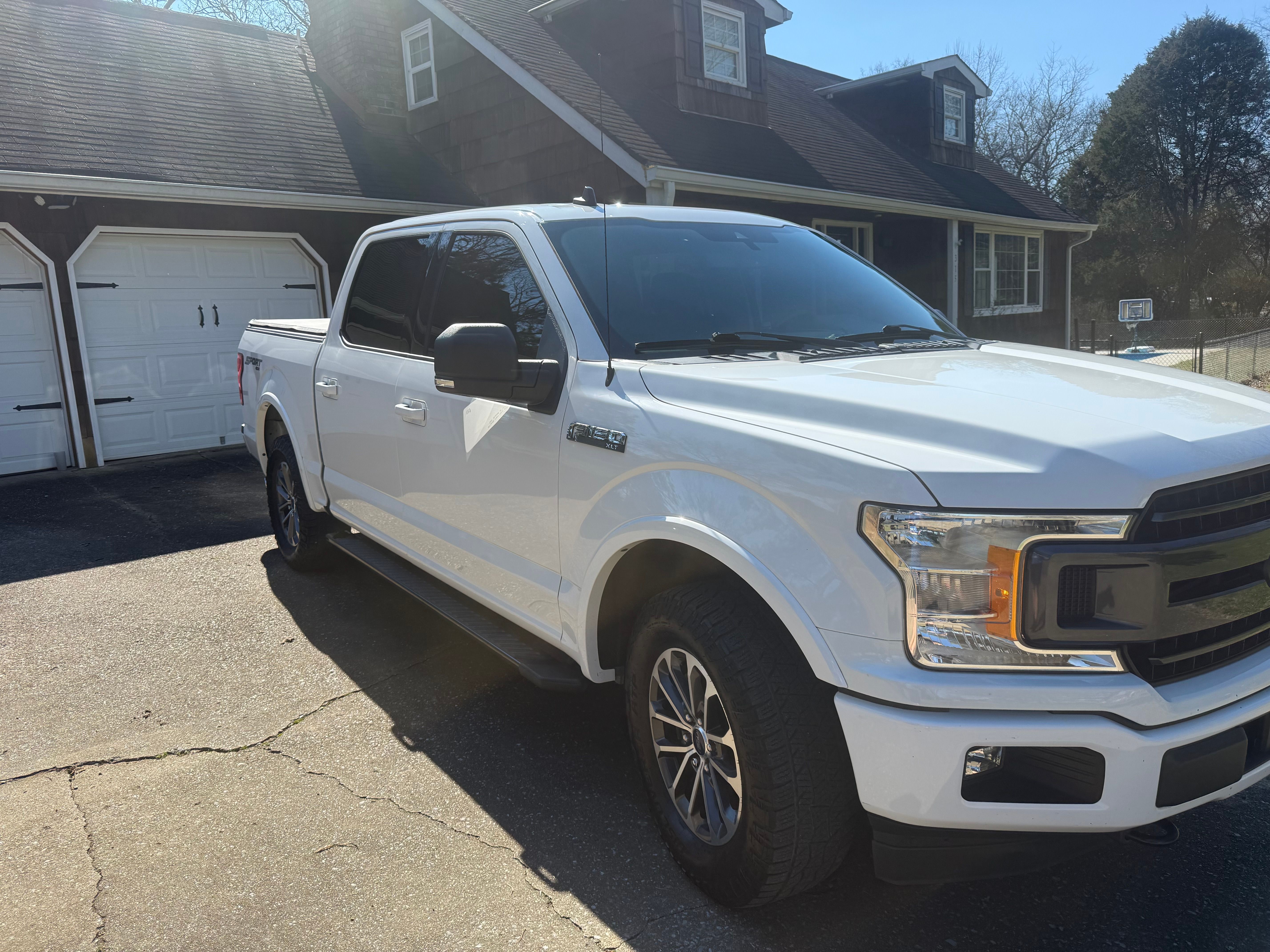 Used 2019 Ford F150 XLT w/ Equipment Group 302A Luxury AWD/4WD image 4