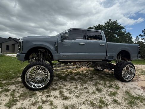 Used 2024 Ford F250 Limited w/ FX4 Off-Road Package image 15