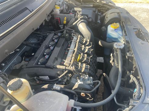 Used 2017 Dodge Journey SE image 8