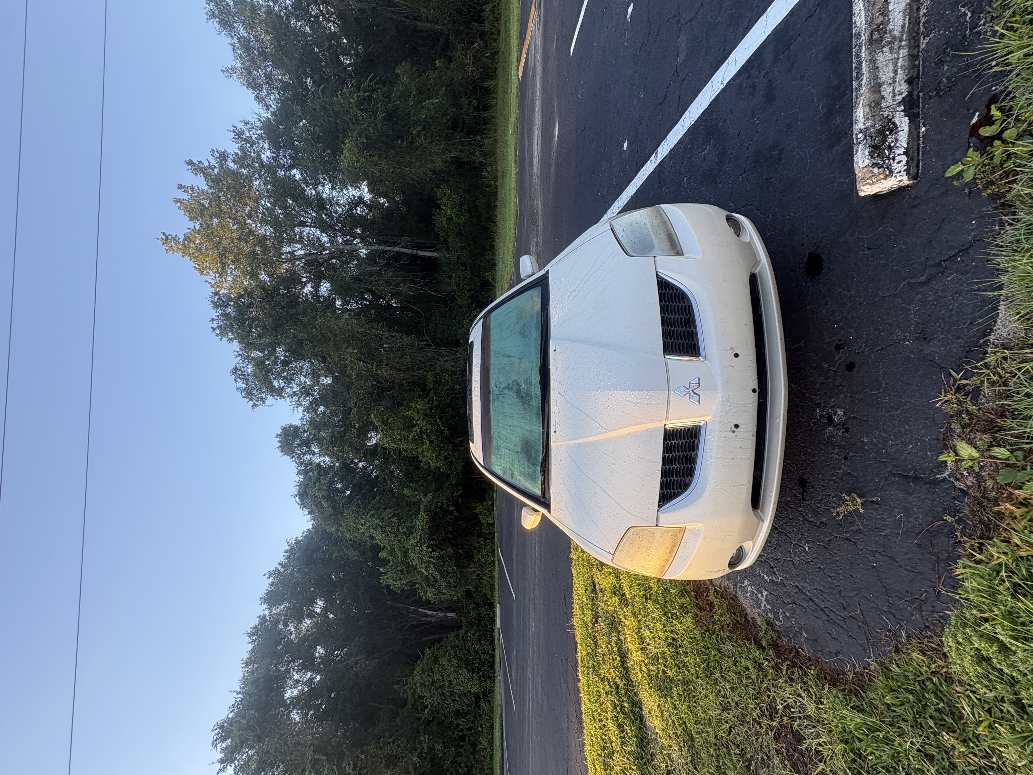 Used 2005 Mitsubishi Galant GTS FWD image 2