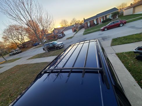 Used 1999 GMC Suburban 2WD w/ Marketing Opt Pkg 2 image 5