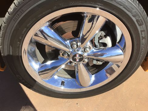 Used 2009 Ford Mustang GT Premium image 13