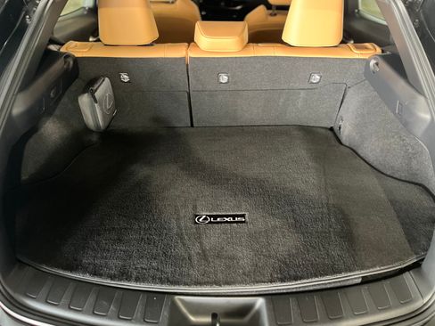 Used 2025 Lexus UX 300h FWD w/ Accessory Package (Z1) image 22