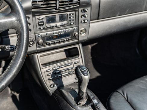 Used 2000 Porsche 911 Carrera image 12