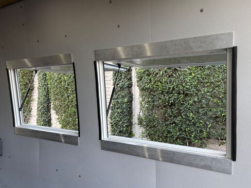 Used 2020 Ford Transit 350 148 High Roof Extended image 14