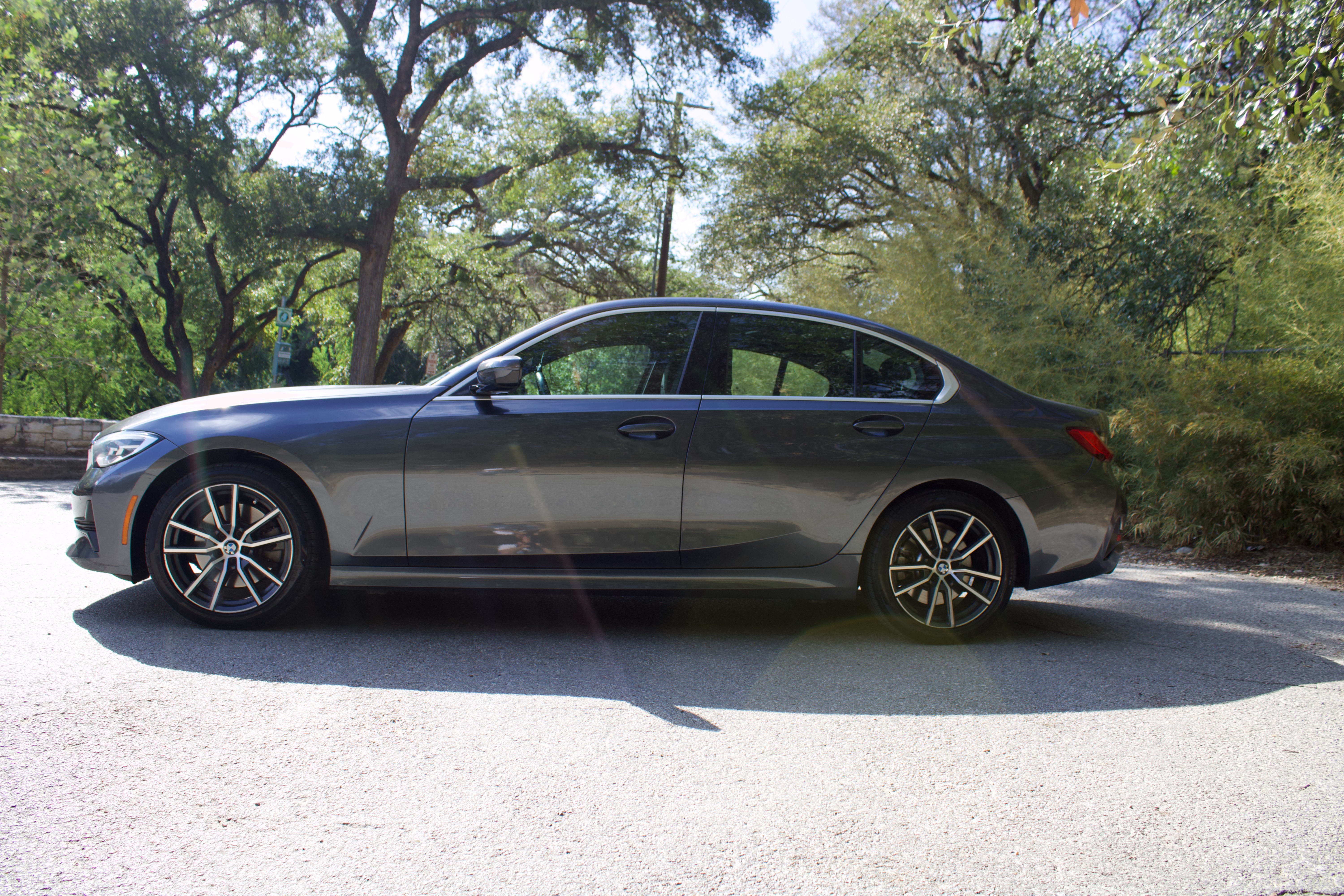 Used 2020 BMW 330i xDrive Sedan w/ Convenience Package AWD/4WD image 4