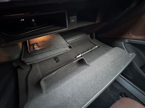 Used 2017 Audi A8 L 3.0T w/ Executive Package image 23