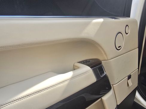 Used 2014 Land Rover Range Rover Long Wheelbase Autobiography image 14