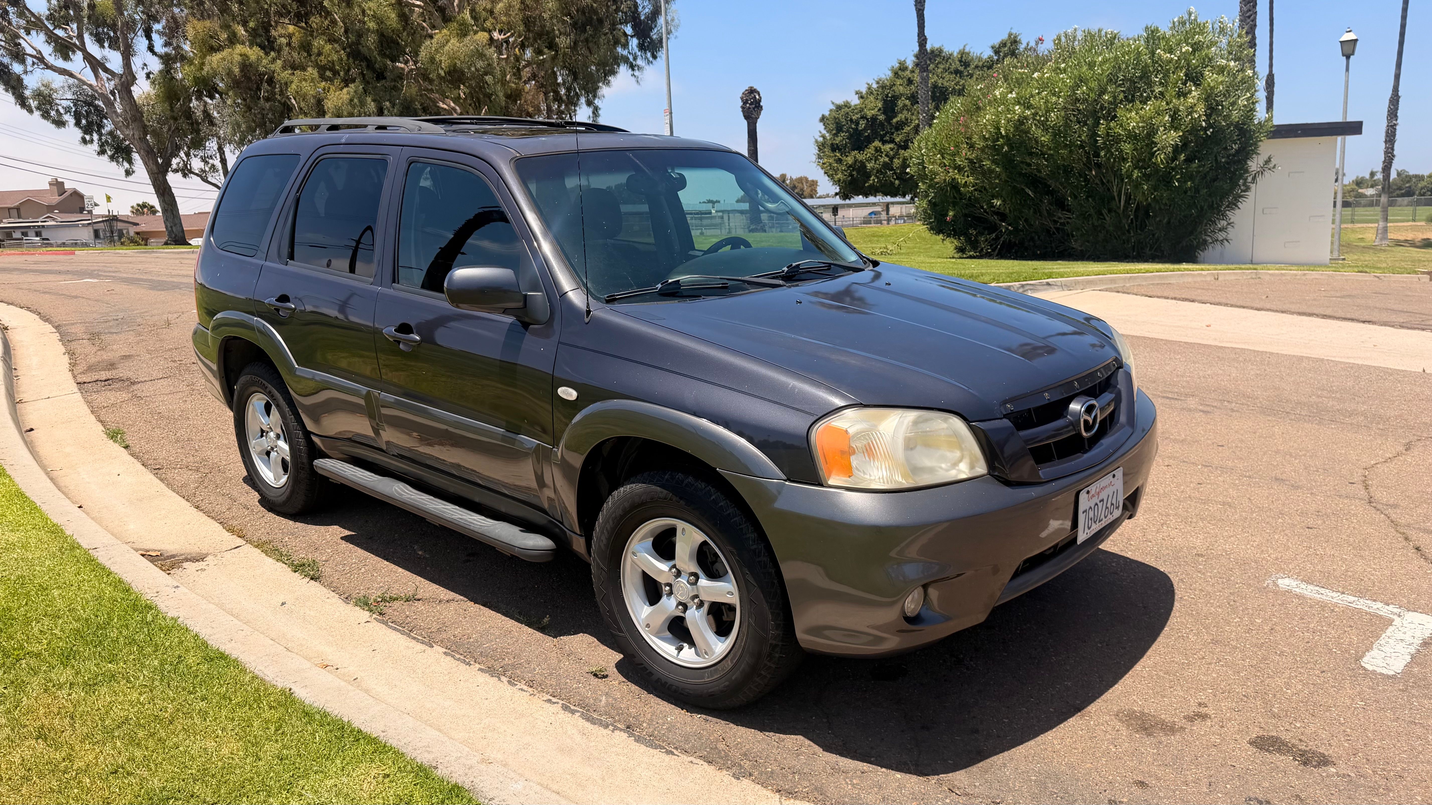 Used 2005 MAZDA Tribute s w/ Package 1 AWD/4WD image 6