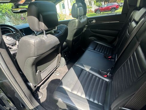 Used 2019 Jeep Grand Cherokee Limited X AWD/4WD image 12