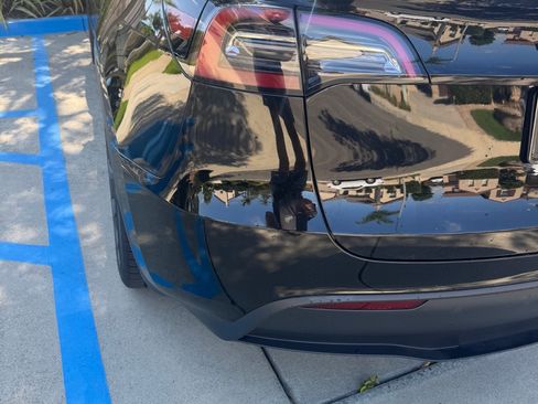 Used 2023 Tesla Model Y Long Range AWD/4WD image 8