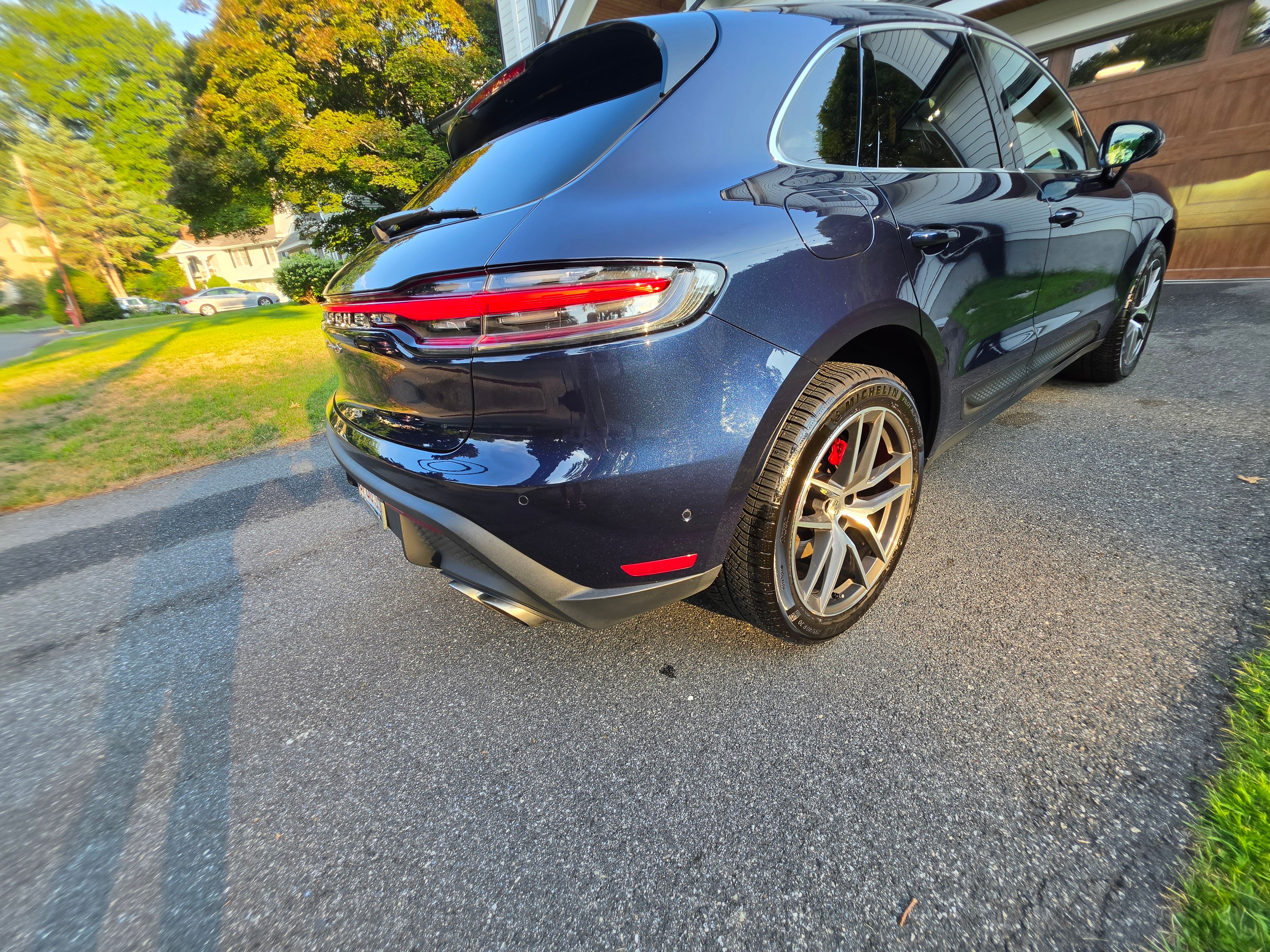 Used 2023 Porsche Macan S AWD/4WD image 14