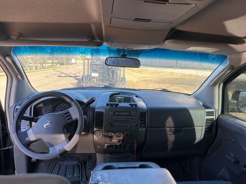 Used 2006 Nissan Titan XE w/ (W02) Preferred Pkg RWD image 13
